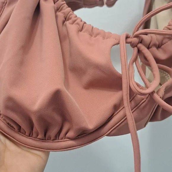 Shade & Shore bikini top Only size 36DD - Picture 2 of 5